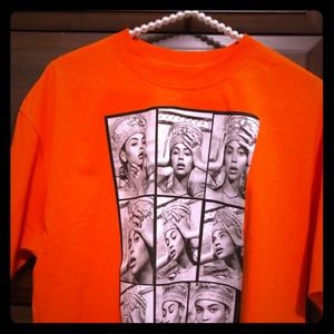 Beyoncé Nefertiti Cropped Tee